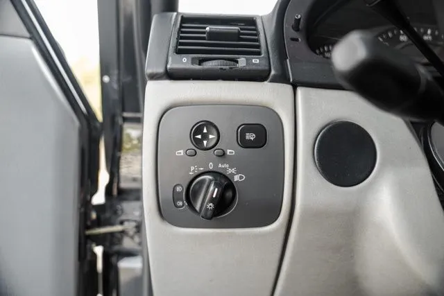 Mercedes-Benz G-Class photo 31