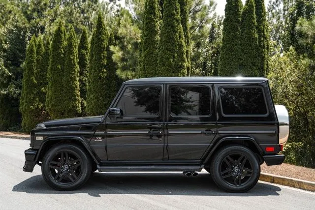 Mercedes-Benz G-Class photo 10