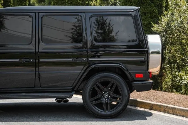 Mercedes-Benz G-Class photo 12