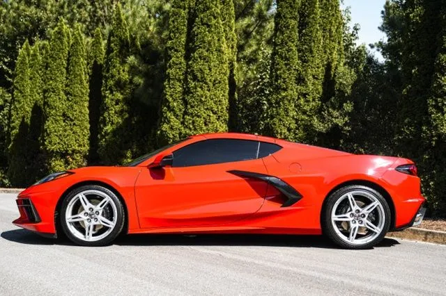 Chevrolet Corvette photo 9