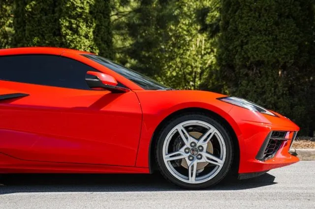 Chevrolet Corvette photo 14