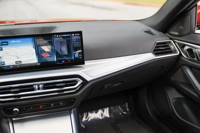 BMW i4 photo 26