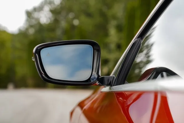 BMW i4 photo 21