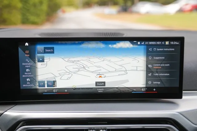 BMW i4 photo 32