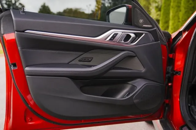 BMW i4 photo 45