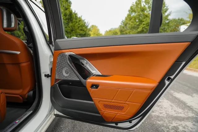 BMW i7 photo 43