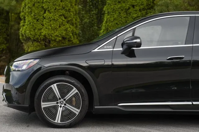 Mercedes-Benz EQE photo 6