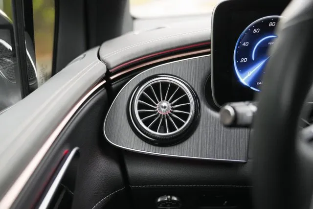 Mercedes-Benz EQE photo 24