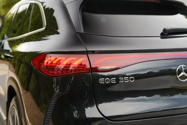Mercedes-Benz EQE photo 11