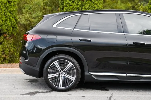Mercedes-Benz EQE photo 9