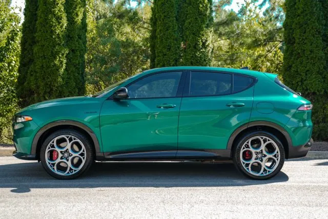 Alfa Romeo Tonale photo 5