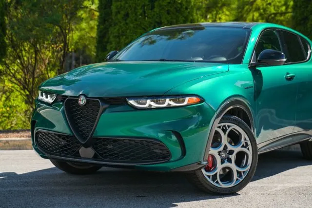 Alfa Romeo Tonale photo 2