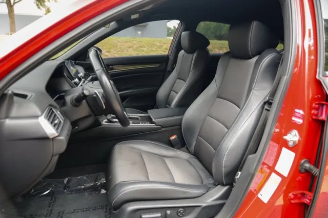 Honda Accord photo 34