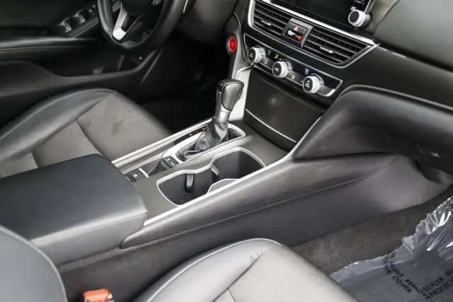 Honda Accord photo 33