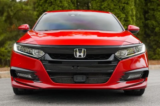 Honda Accord photo 14