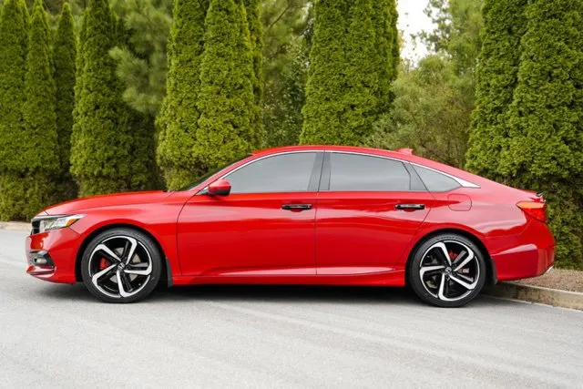 Honda Accord photo 5