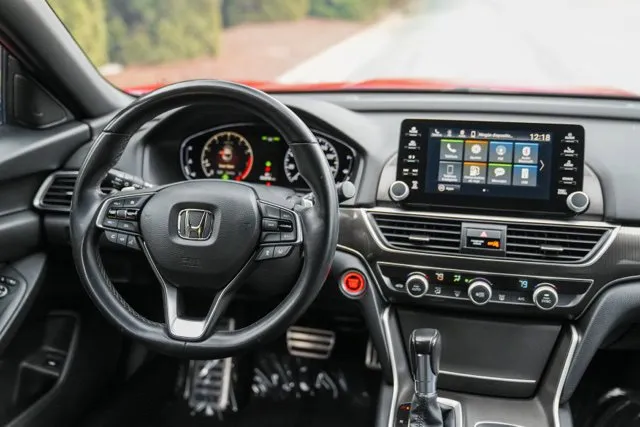 Honda Accord photo 22