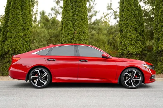 Honda Accord photo 8