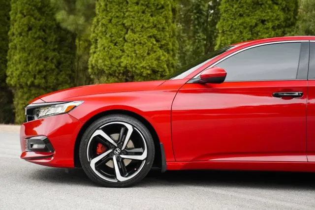Honda Accord photo 6