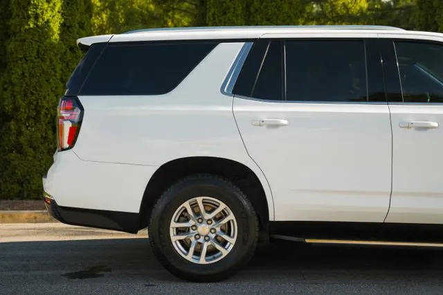 Chevrolet Tahoe photo 9