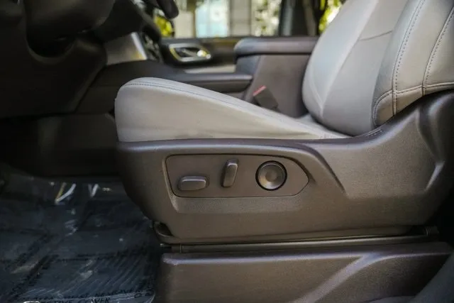 Chevrolet Tahoe photo 35