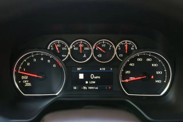Chevrolet Tahoe photo 28