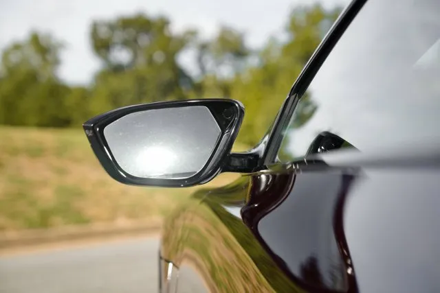 Lucid Air photo 17