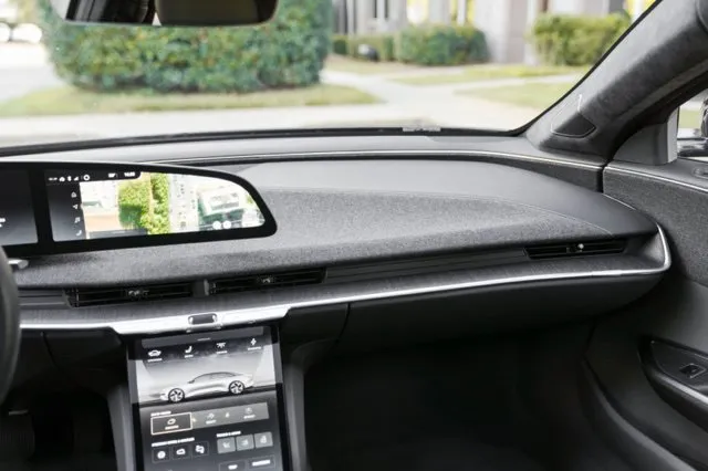Lucid Air photo 22