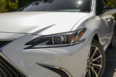 More photos of 2020 Lexus ES 350 at Gravity Autos Duluth, GA