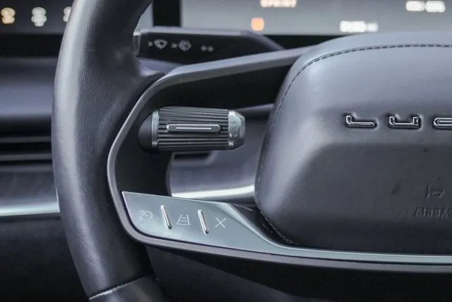 Lucid Air photo 20