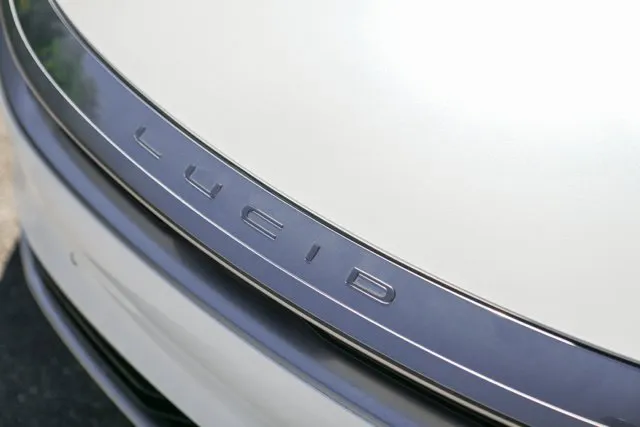 Lucid Air photo 4