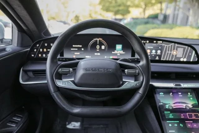 Lucid Air photo 19