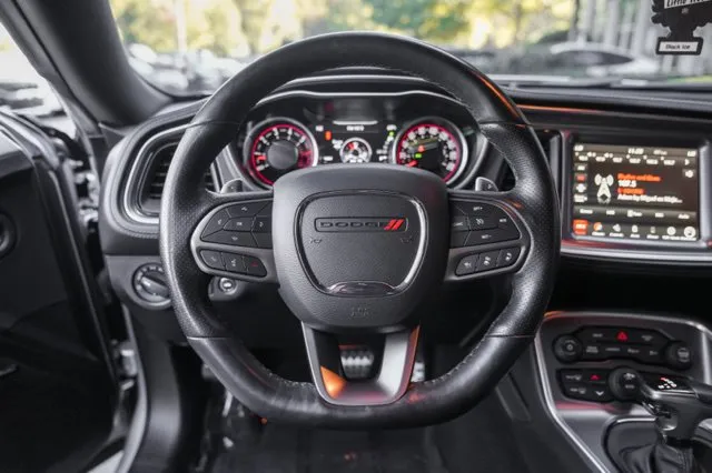 Dodge Challenger photo 25