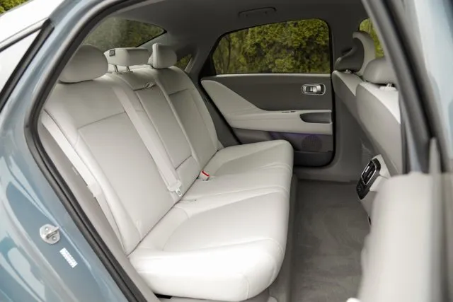 Hyundai Ioniq 6 photo 41