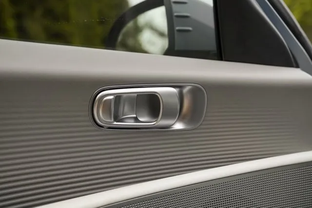 Hyundai Ioniq 6 photo 44