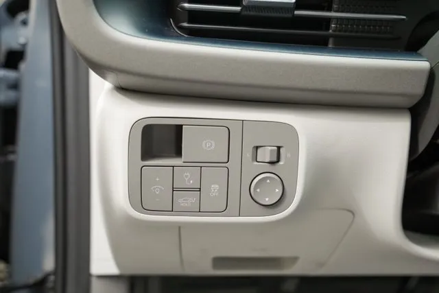 Hyundai Ioniq 6 photo 24