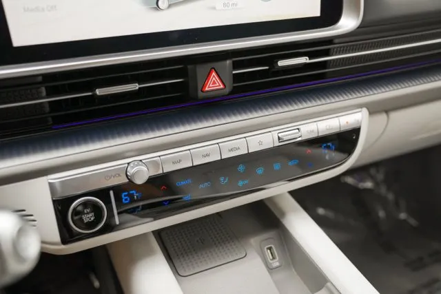 Hyundai Ioniq 6 photo 31