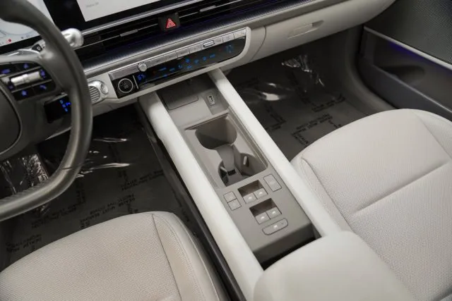 Hyundai Ioniq 6 photo 32