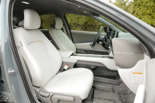 Hyundai Ioniq 6 photo 37