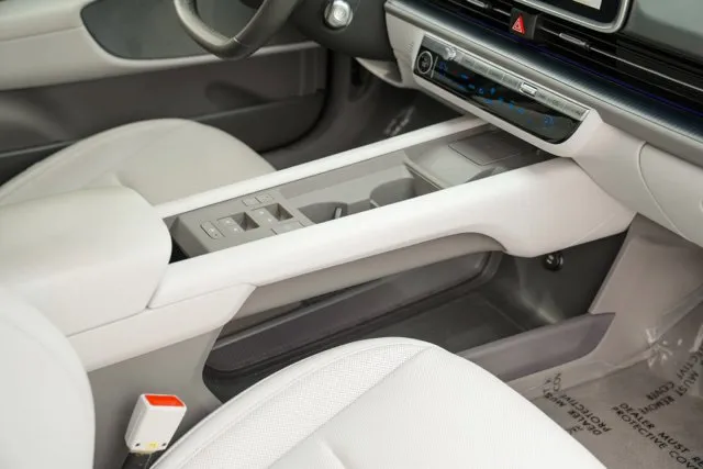 Hyundai Ioniq 6 photo 34