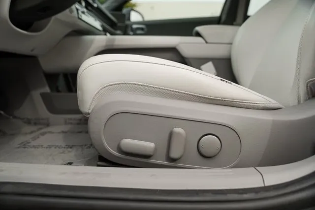 Hyundai Ioniq 6 photo 35