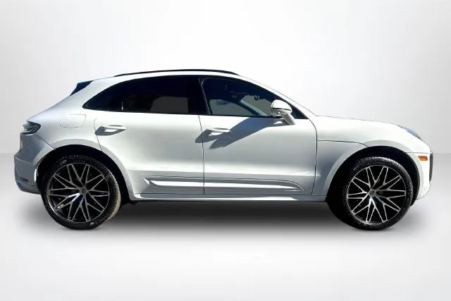 Porsche Macan photo 4