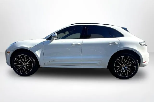 Porsche Macan photo 8