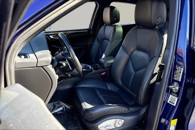 Porsche Macan photo 22