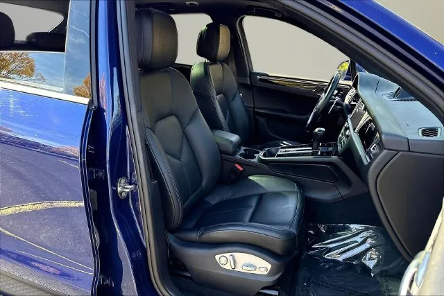 Porsche Macan photo 30