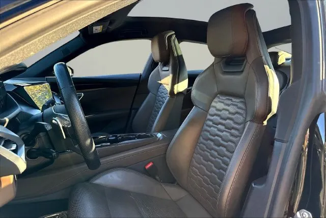 Audi e-tron GT photo 22