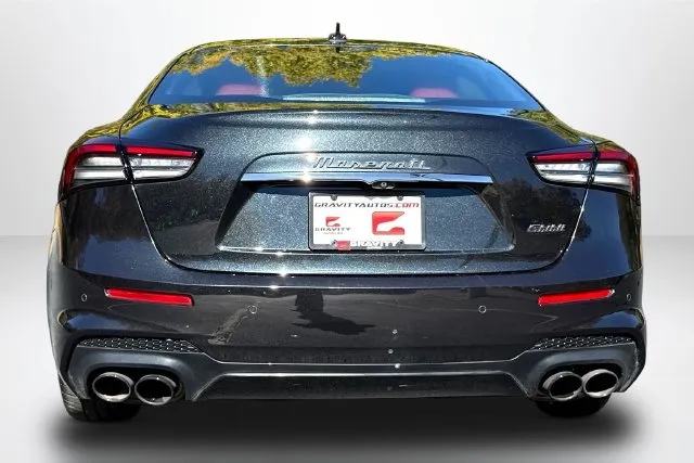 Maserati Ghibli photo 6