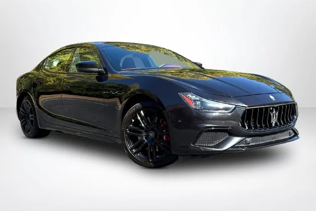 Maserati Ghibli photo 3