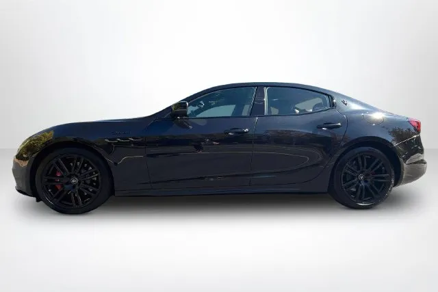Maserati Ghibli photo 8