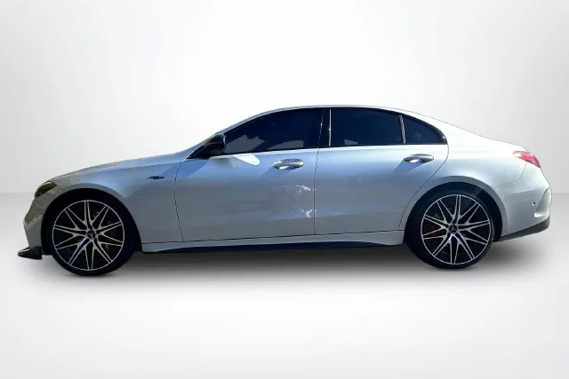 Mercedes-Benz C-Class photo 8